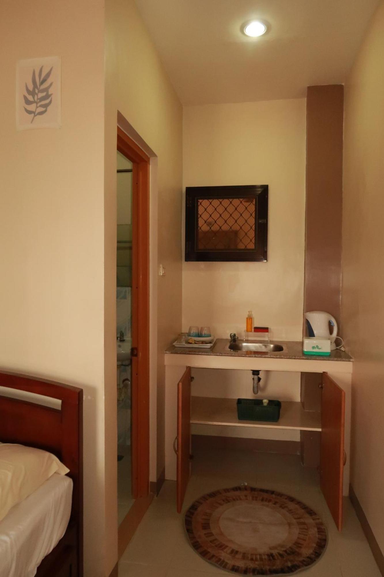 Jo-Cris Apartelle ماكتان المظهر الخارجي الصورة