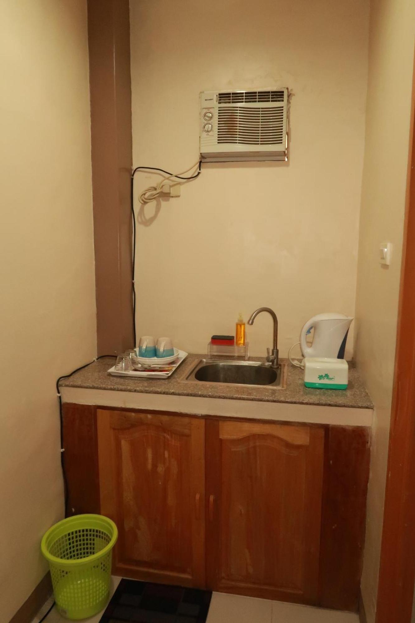 Jo-Cris Apartelle ماكتان المظهر الخارجي الصورة