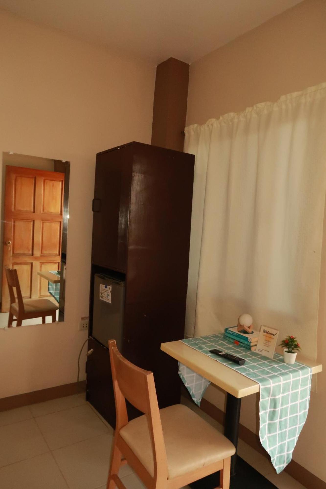 Jo-Cris Apartelle ماكتان المظهر الخارجي الصورة